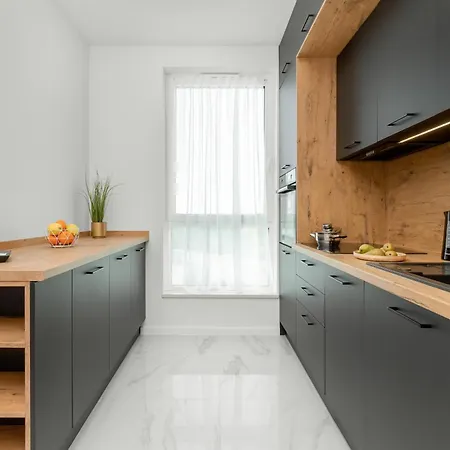 Na 15 Pietrze Z Widokiem Na Zatoke W Gdyni I Parkingiem By Renters * Gdynia