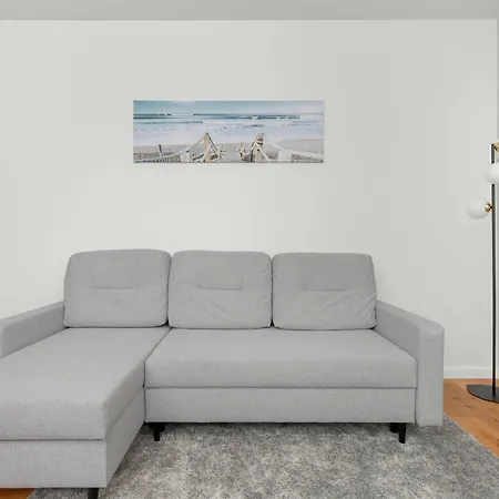 Na 15 Pietrze Z Widokiem Na Zatoke W Gdyni I Parkingiem By Renters Gdynia