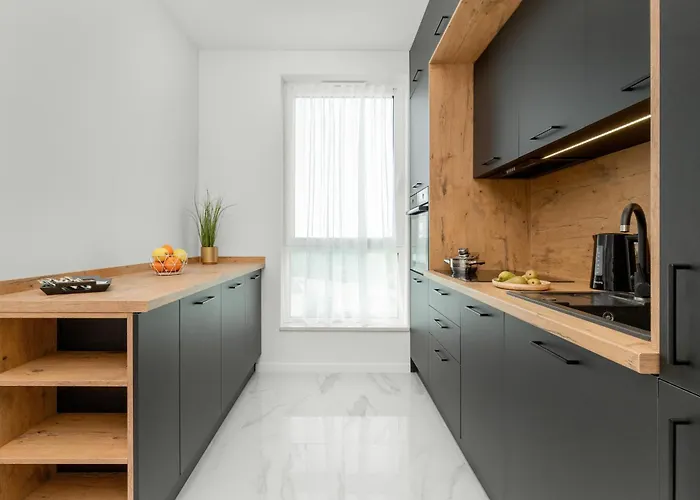 Na 15 Pietrze Z Widokiem Na Zatoke W Gdyni I Parkingiem By Renters * Gdynia