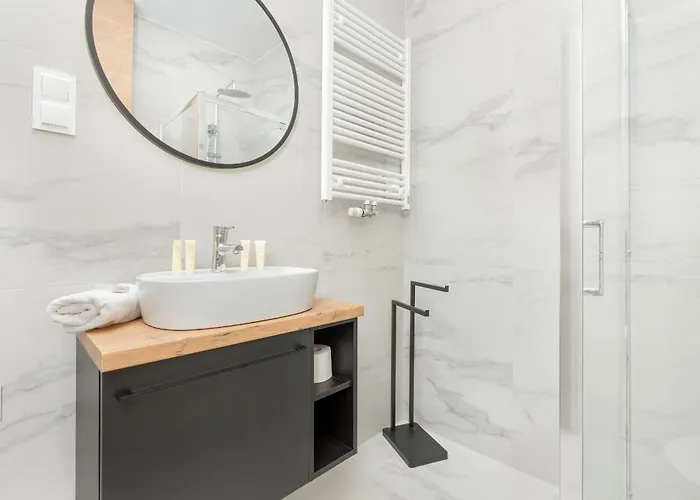 Apartment Na 15 Pietrze Z Widokiem Na Zatoke W Gdyni I Parkingiem By Renters *